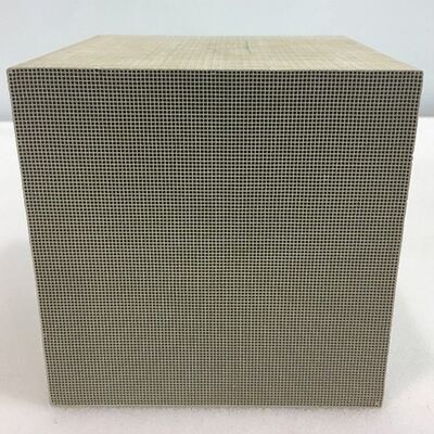 ซื้อ Mass Production Thin Wall Honeycomb Substrate VOC Catalyst  for VOC Exhaust Treatment การผลิตออนไลน์