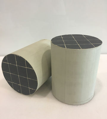 ซื้อ DPF Catalytic Converter: เครื่องกระตุ้นการฟื้นฟูสําหรับการกรองก๊าซออกของดีเซล การผลิตออนไลน์