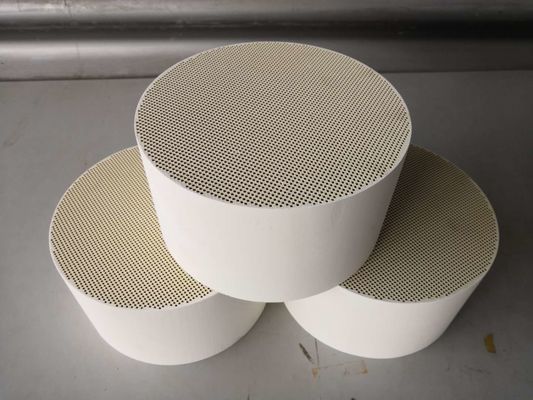 ซื้อ ตัวกรองอนุภาคดีเซล (DPF) พร้อมตัวเร่งปฏิกิริยาแรงดันย้อนกลับต่ำ พร้อมแรงดันตกต่ำและการไหลเวียนสูงสำหรับการควบคุมมลพิษจากเครื่องยนต์ดีเซล การผลิตออนไลน์