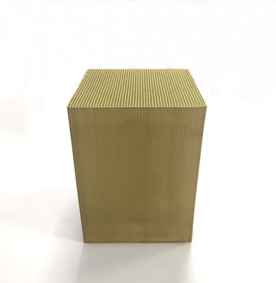 ซื้อ วัสดุพื้นผิวตัวเร่งปฏิกิริยาเซรามิกที่มีรูพรุน 150 เซลล์สำหรับตัวเร่งปฏิกิริยาตัวเร่งปฏิกิริยา การผลิตออนไลน์