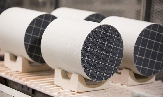 ซื้อ ท่อไอเสียเครื่องยนต์ DPF ตัวกรองอนุภาคดีเซล Euro 6 Euro 5 Dpf Filter การผลิตออนไลน์