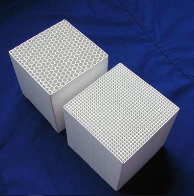 Porous Honeycomb Ceramic Catalyst Carrier Catalytic Converter Honeycomb Material